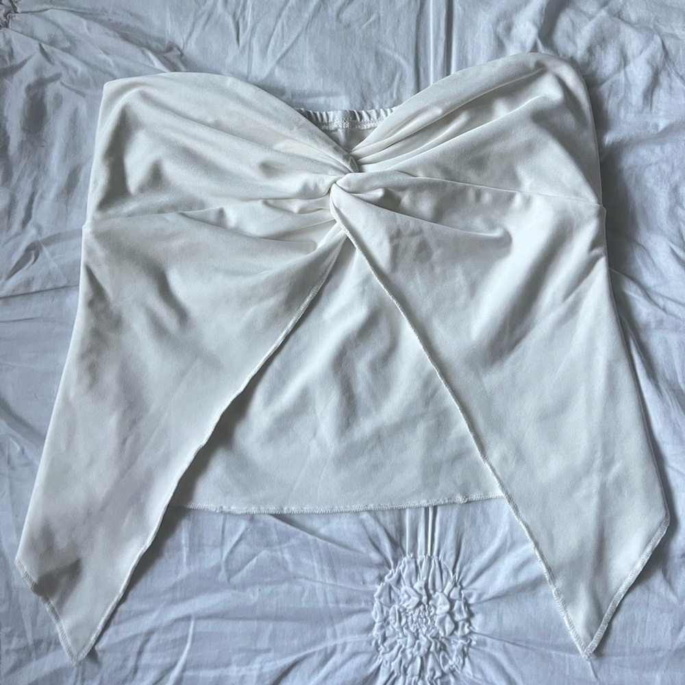 Y2K White Twist Front Tube Top